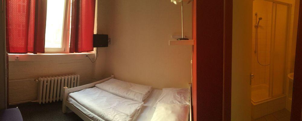 All In Hostel Berlin Eksteriør bilde