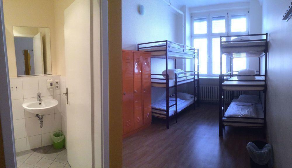 All In Hostel Berlin Eksteriør bilde